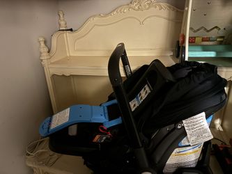 Desk And Baby Car seat