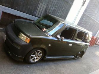 2004 Scion xb FOR SALE...