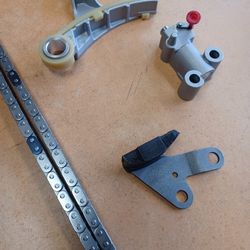 Brand New Toyota Tacoma 2.7L Balancer Chain Kit