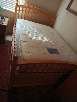 Maple Bed Expensive... Get It Cheap 