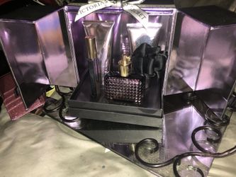 Victoria secret “Scandalous” gift set! BRAND NEW!!!