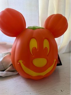 Light Up Pumpkin Mickey