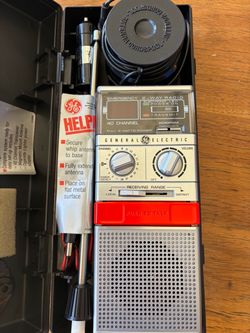 General Electric 40 Channel CB Radio Set