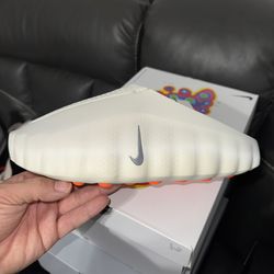 Nike Mind 001 Light Bone