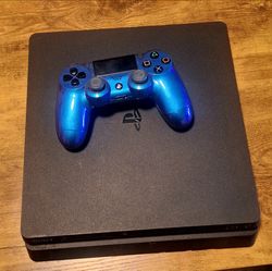 Ps4 slim 1TB