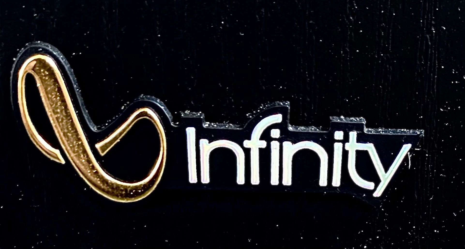Infinity Alpha 20 Speakers - Center, Left & Right