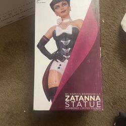 Dc Comics Statue 