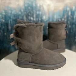 WOMEN Boots