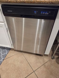 Amana Dishwasher - ADB1400AGS3