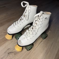 Classic 300 Roller Skates