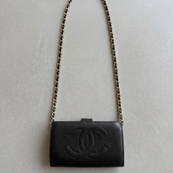 Vintage Chanel wallet on chain authentic