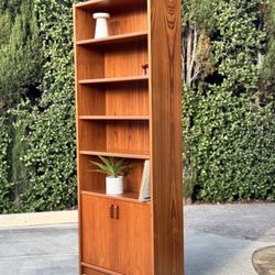 TALL 7' 4" Danish Modern Teak Bookshelf Book Shelf Wall Unit 7 Shelves