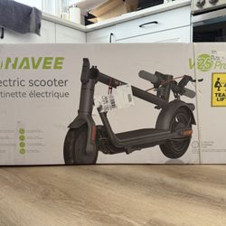 NAVEE V25 Pro Electric Scooter with Adjustable Speed and LED Headlight