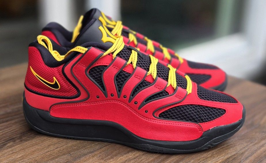 Size 8.5 - Nike KD 18 Air Bakin - HV1992-600