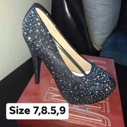 New Women’s Shoes Available In Size 7,8.5,9