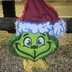 Piñatas Grinch $40 