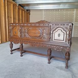 Kitchen Classic Antique Buffet $260 FIRM FIRM