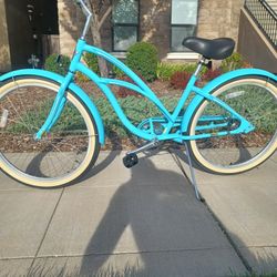 Womans Cruiser Bike(Electra)