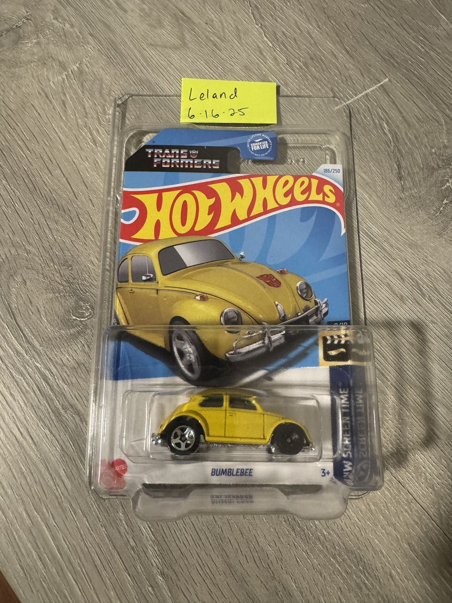 Hot Wheels Bumblebee *Wheel Error Mainline - Transformers