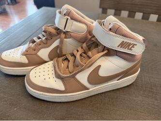 Nike Court Borough Mid 2 Kids High Top Sneakers – Tan & White