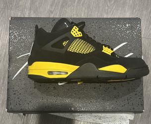 Jordan 4 Retro Yellow Thunder