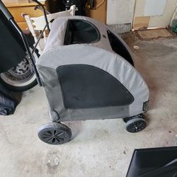 Dog stroller