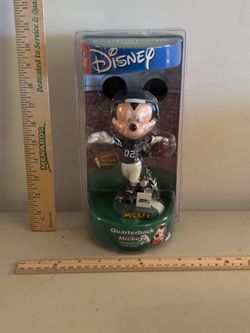 DISNEY MICKEY BOBBLEHEAD
