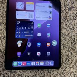 Brand New Apple iPad Pro 13-inch  M4 Chip 256gb Wi-Fi + Cellular - Apple Warranty Until 06-2026