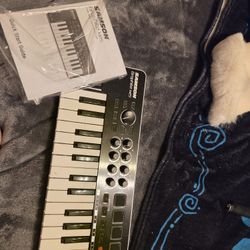 Samson Graphite M25 -like New