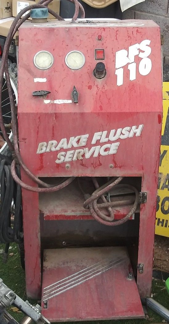 Brake Flush Service 110 Fluid Flushing Machine