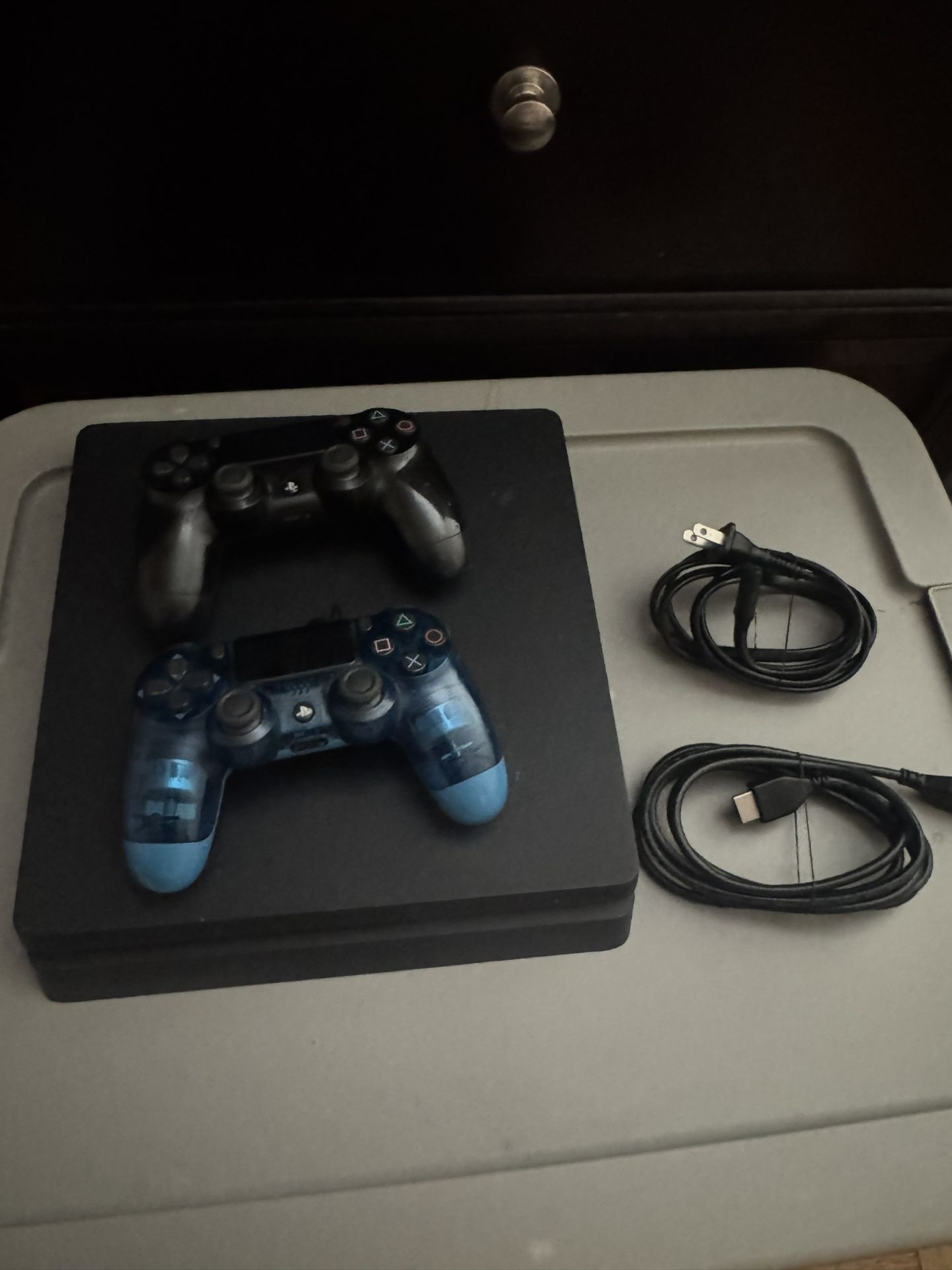 PS4 Slim