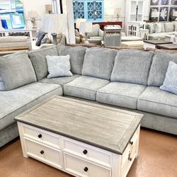 New Ashley Sectional 🔥🔥 IN STOCK 