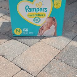 Diapers/Pampers 