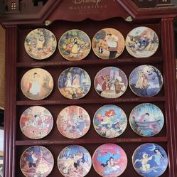 Bradford Exchange Disney Masterpiece Mini Plate Complete Collection With Display