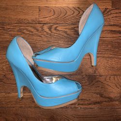 Women’s pumps