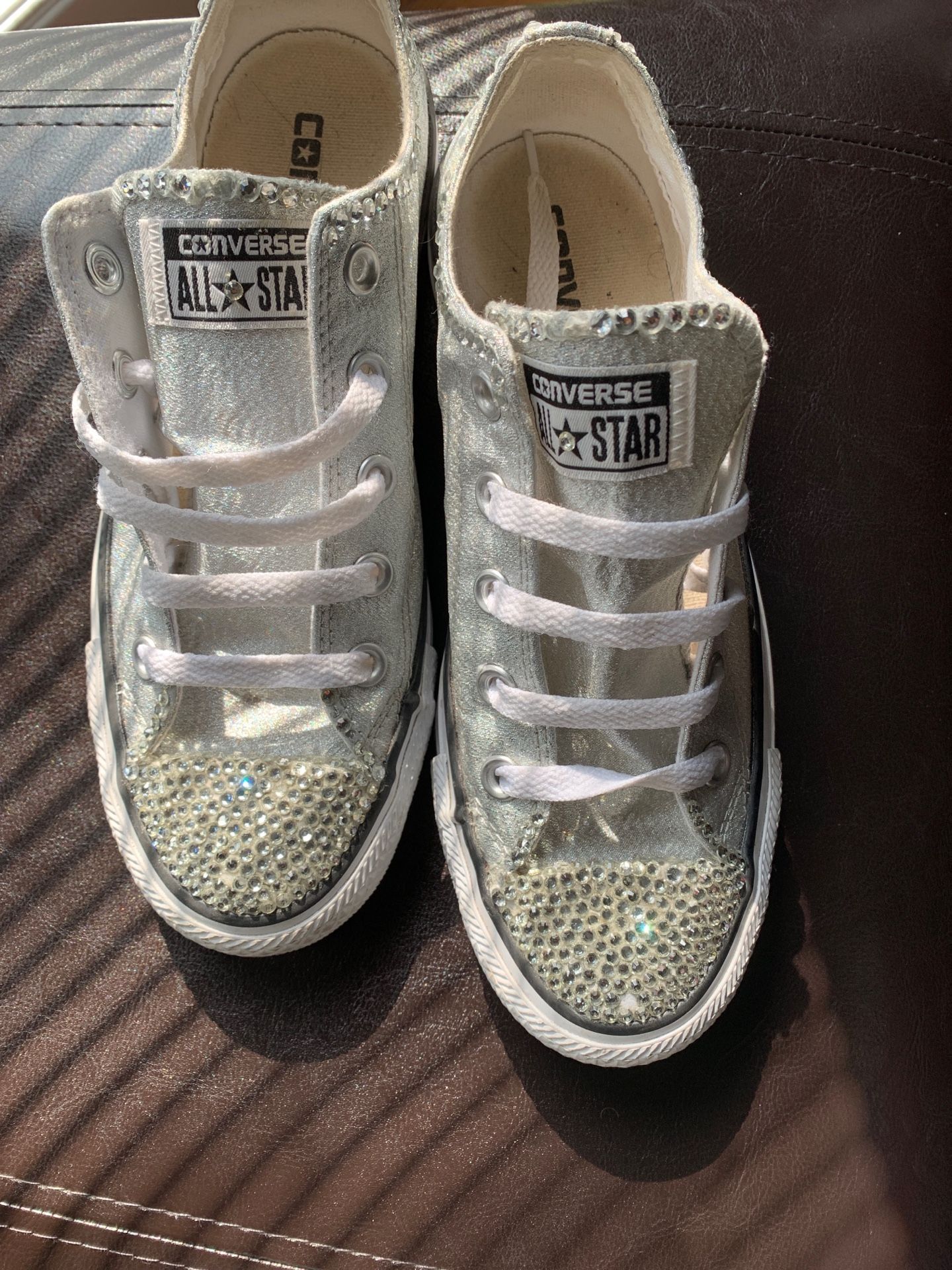 Converse girls