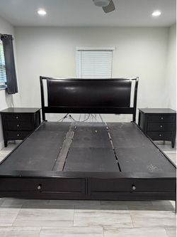 6-Piece Solid Wood King Bedroom Set