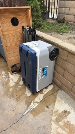 Igloo Rolling Cooler with Wheels