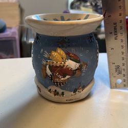 Debbie Mumm Igloo Village