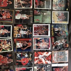 1990’s Chicago Bulls Trading Cards 27 Different Ones