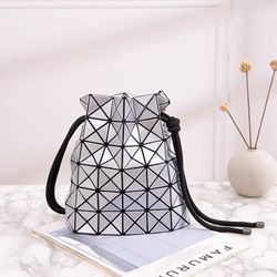 Geometric Handbag for Women Bucket bag