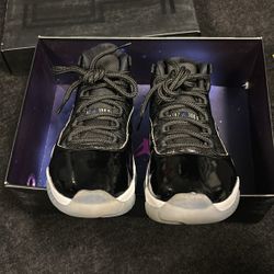 authentic Jordan 11 Space Jams Size 8.5M 8.7/10 Condition Og All👽