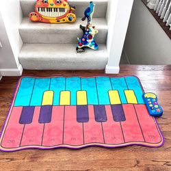 https://offerup.com/redirect/?o=Qi5Ub3lz Musical Instruments And Musical Mat ($30 For All)