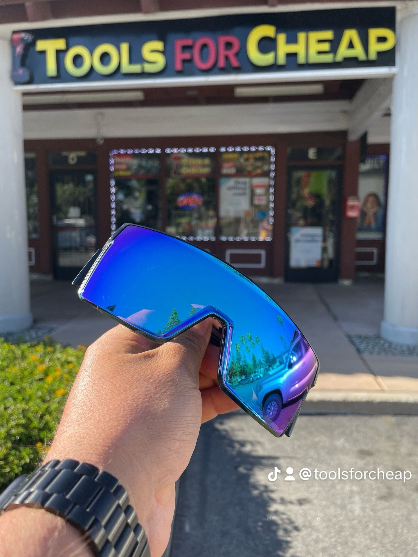 BOMBER EYEWEAR JOHNNY Safety - Ice Blue Mirror. $46 ( INCLUDES MICROFIBER BAG )
