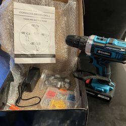Creddux Cordless Drill Set