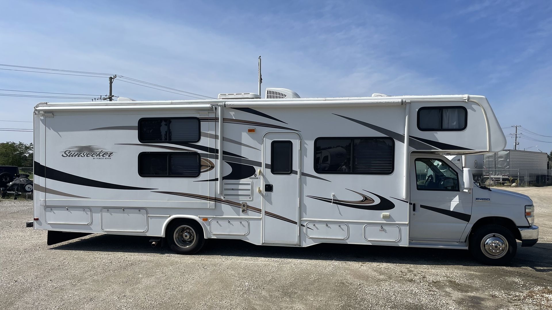 2013 Forest River Sunseeker 3170DS for Sale in Plainfield, IL OfferUp