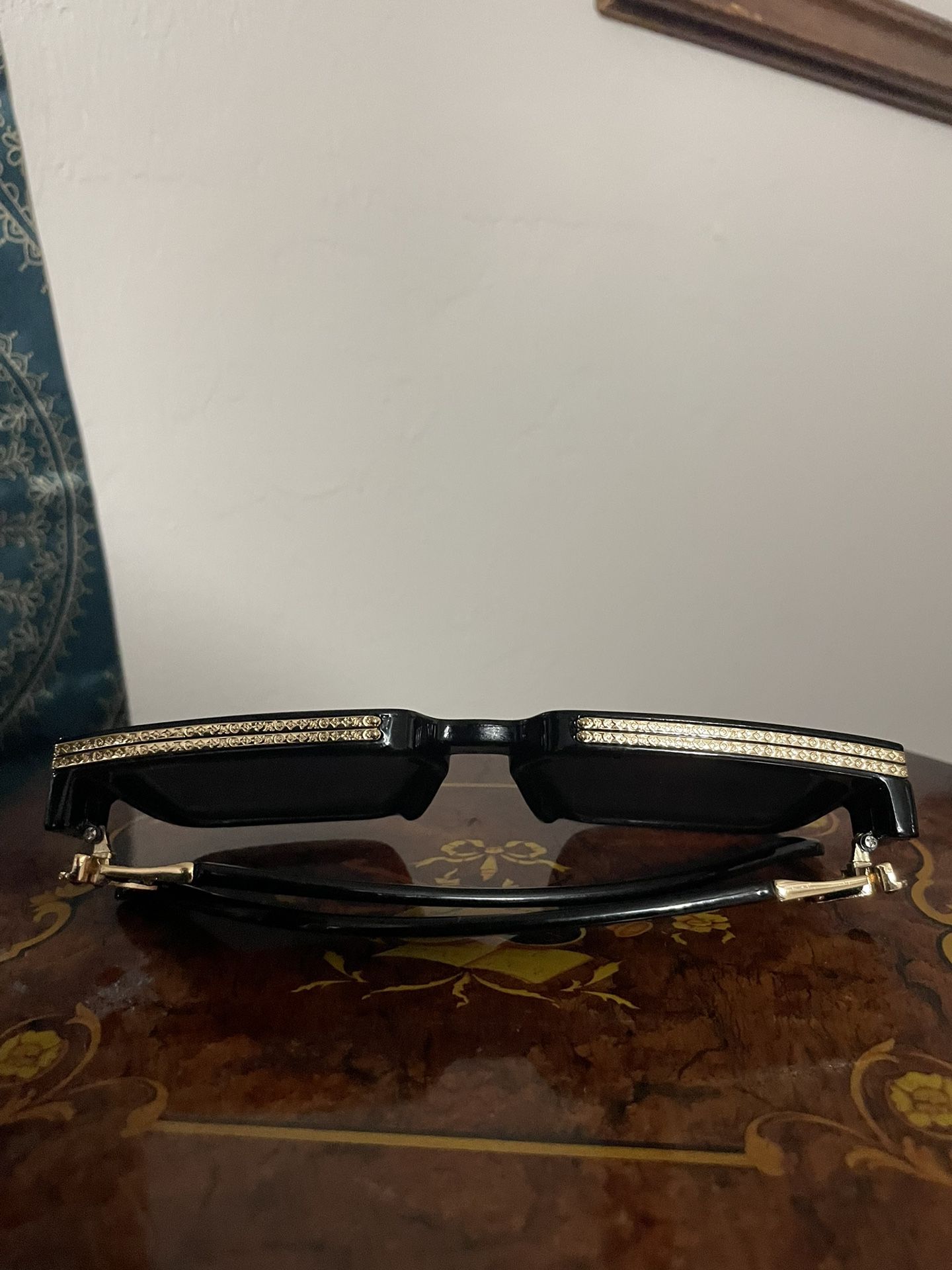 Louis Vuitton Glasses 