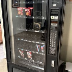 Snack Vending Machine 
