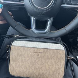 Michael Kors purse