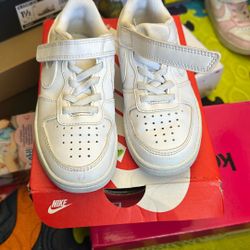 Kids Nike White Size 12.5